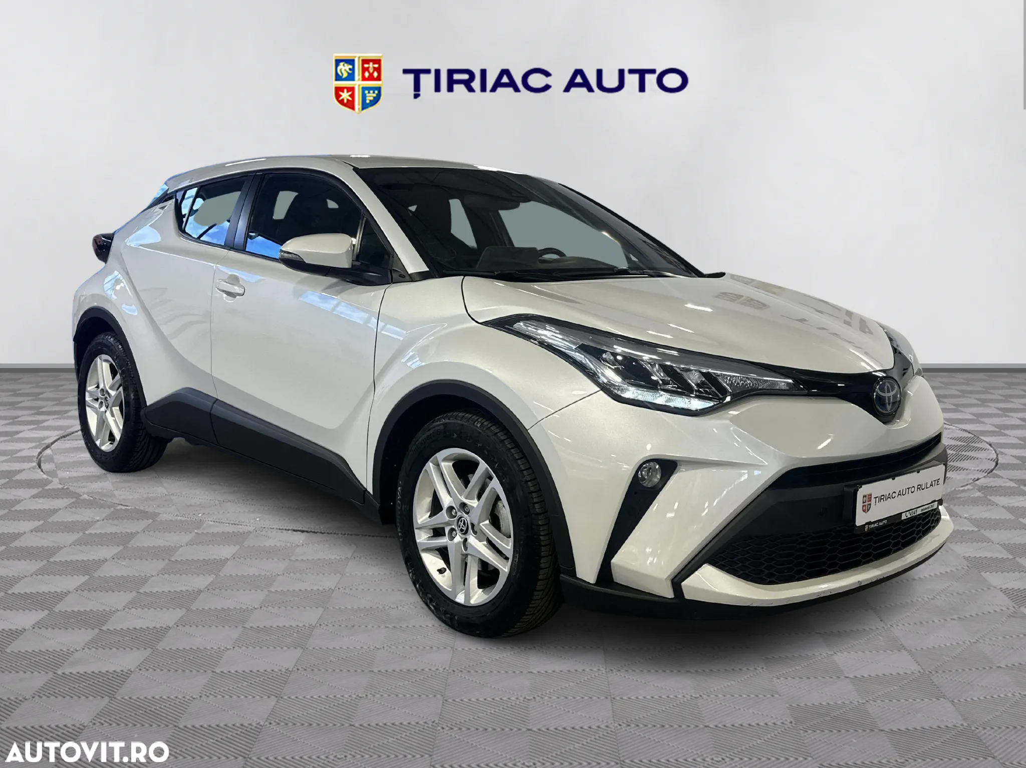 Toyota C-HR - 7