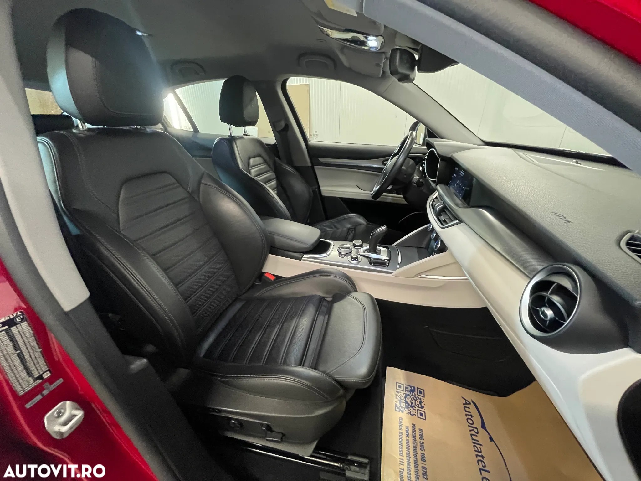 Alfa Romeo Stelvio 2.0 Turbo AWD AT8 Veloce - 9