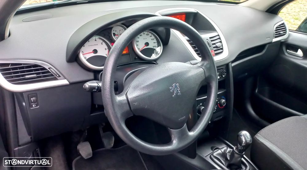 Peugeot 207 SW 1.4 SE 200 Anos - 11