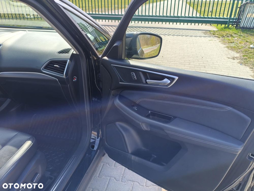 Ford S-Max 2.0 EcoBoost Titanium - 30