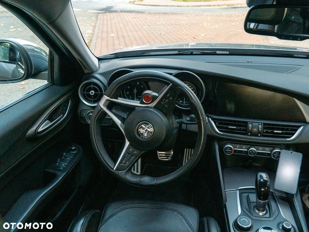 Alfa Romeo Giulia 2.0 Turbo Veloce Q4 - 8