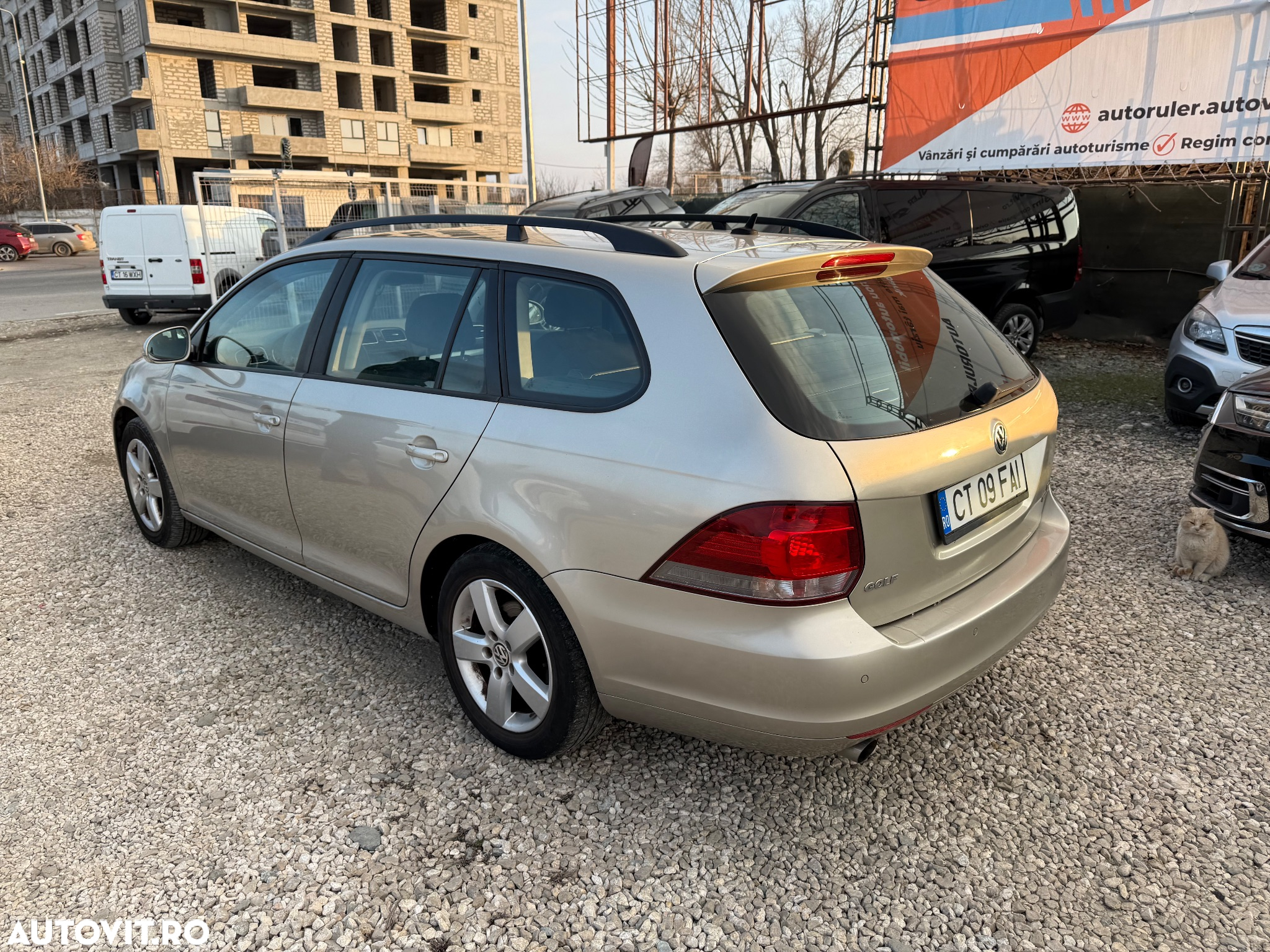 Volkswagen Golf Variant 1.6 TDI DPF Trendline - 4