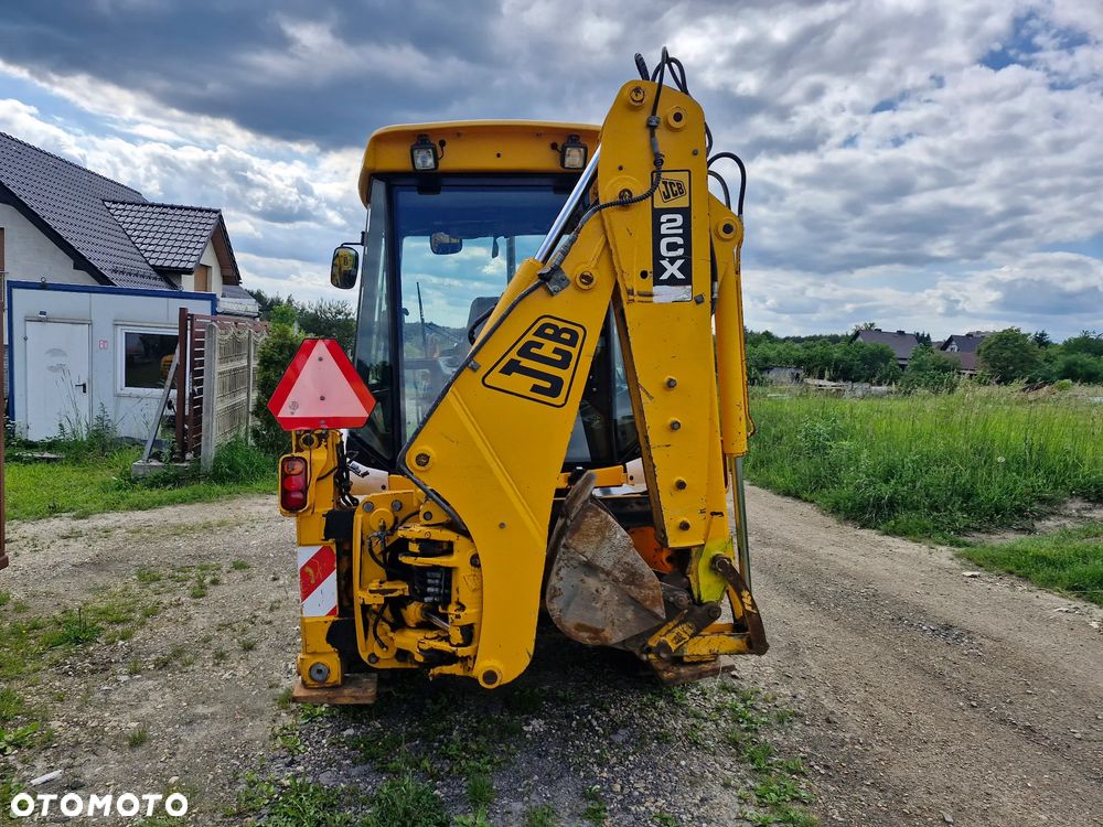 JCB 2CX - 5