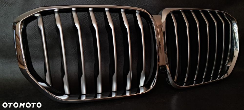 Atrapa Grill Oryginalny BMW X5 G05 z wejściem pod kamerką - 1