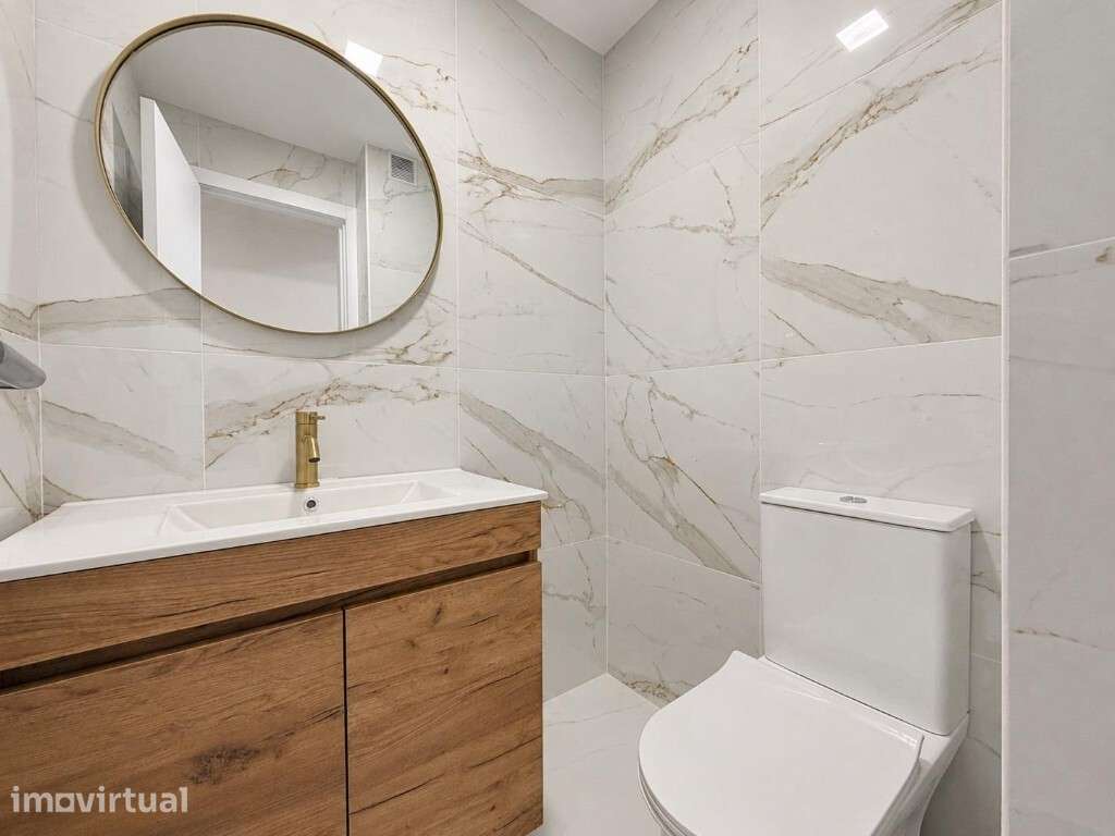 Apartamento T3 com garagem em zona de ,Santa Apolónia - Grande imagem: 3/10