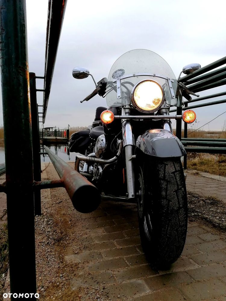 Yamaha XVS - 6