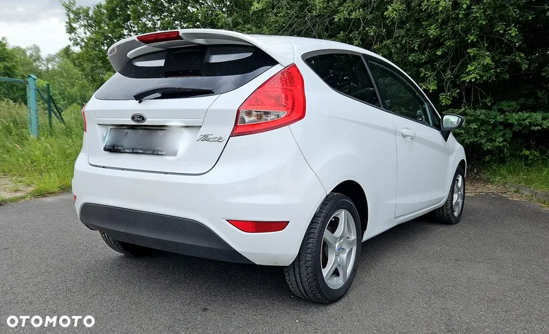 Ford Fiesta 1.25 Trend - 14