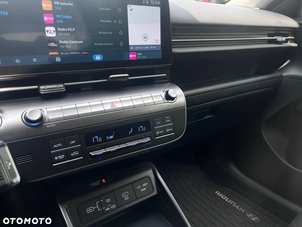 Hyundai Kona - 17