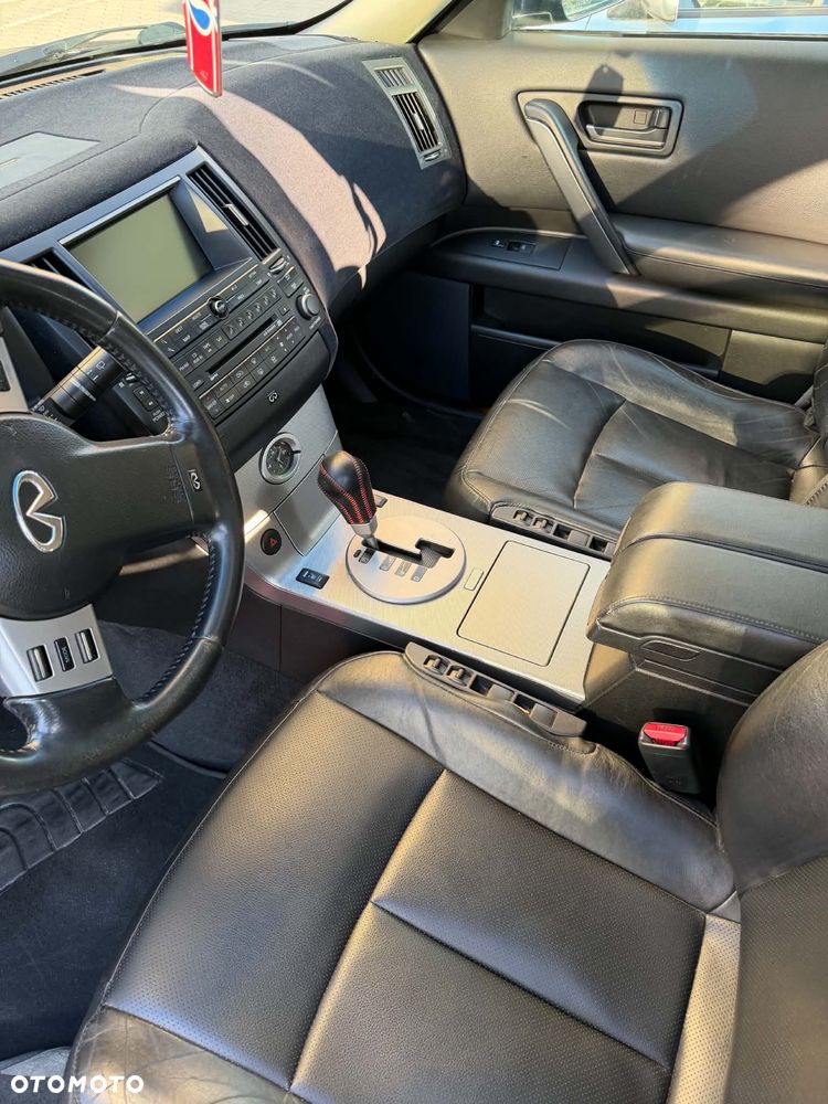 Infiniti FX FX35 - 11