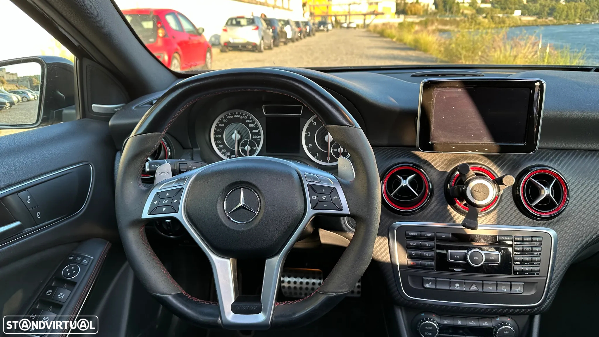 Mercedes-Benz A 45 AMG 4-Matic - 33
