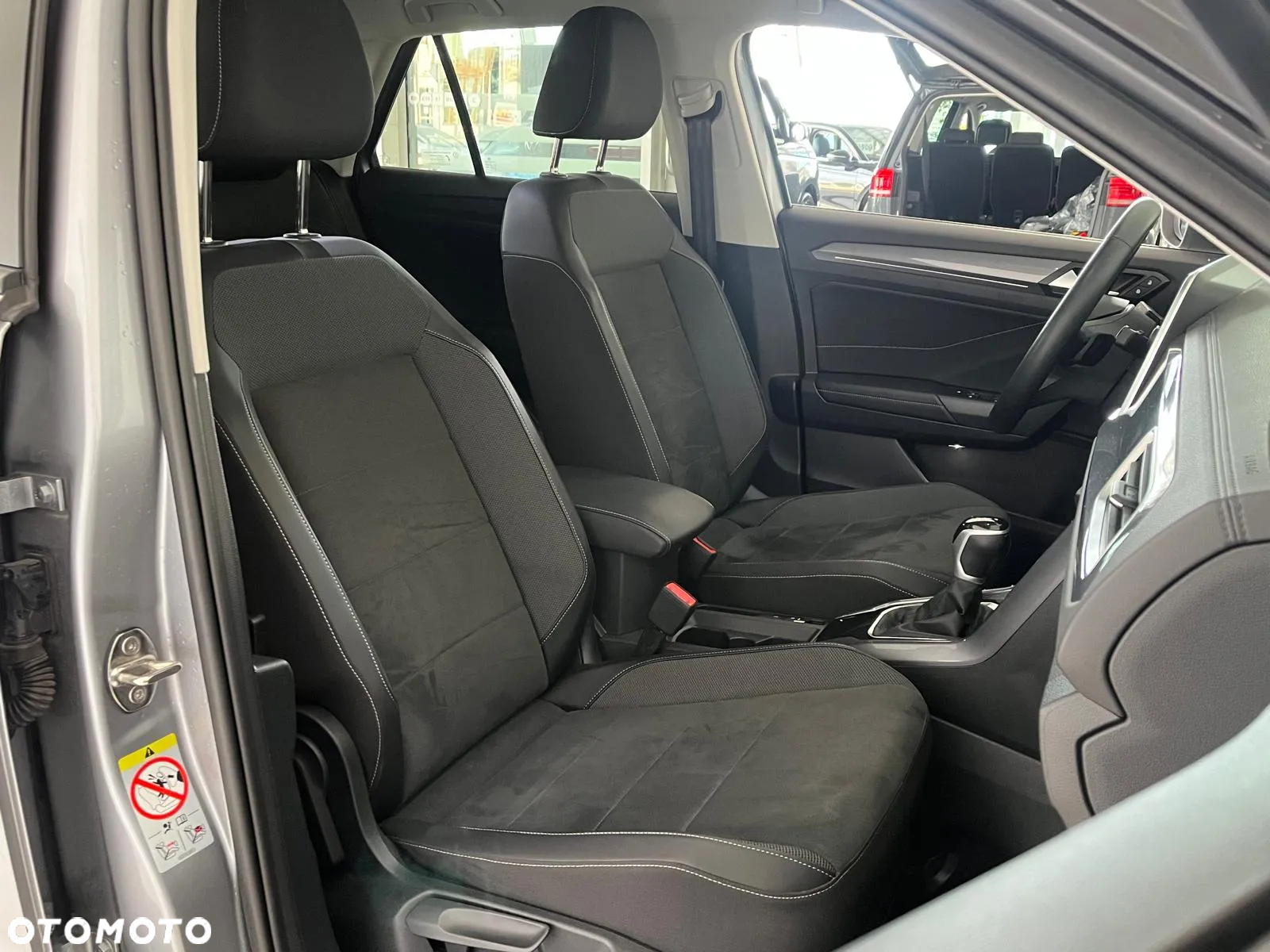 Volkswagen T-Roc 1.5 TSI Style DSG - 18