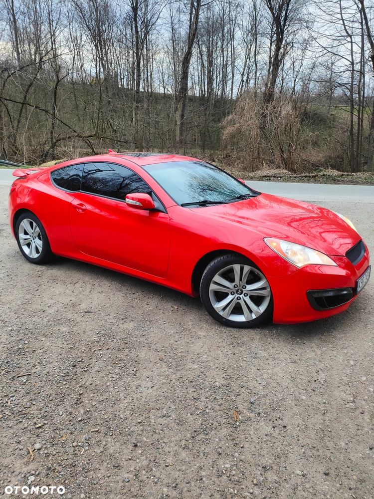 Hyundai Genesis Coupe 3.8 V6 Automatik - 3