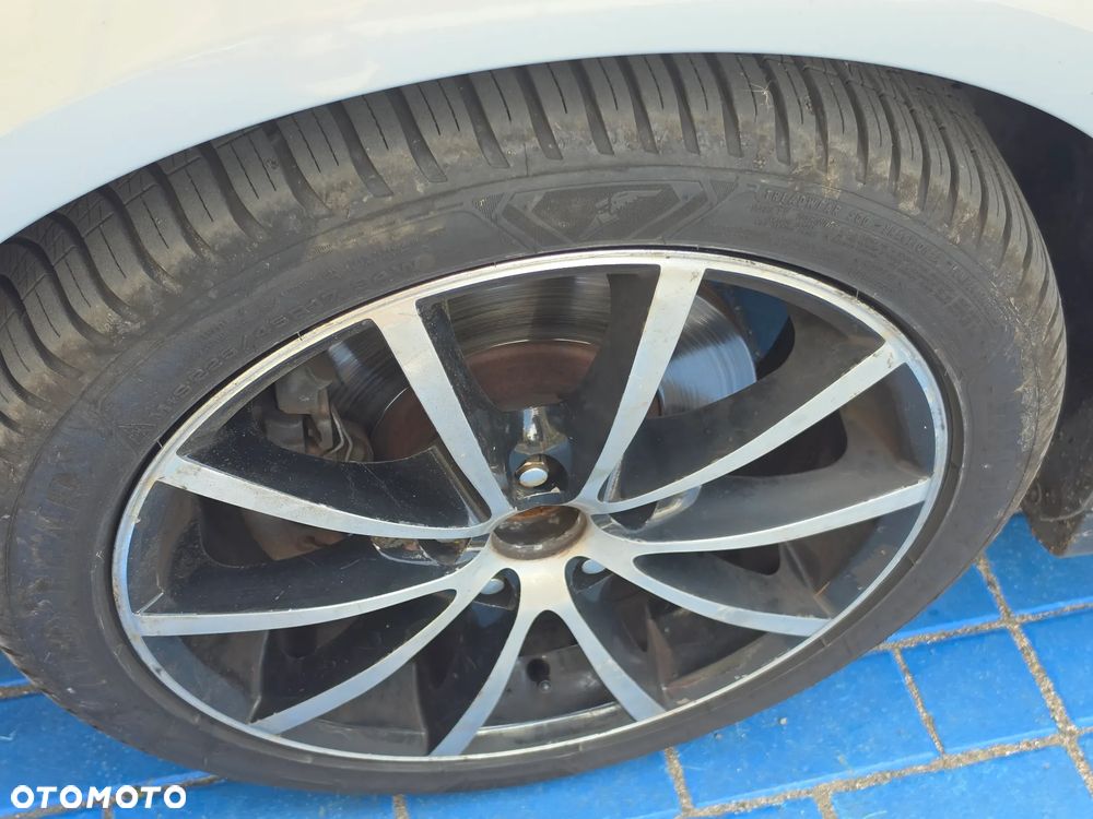 Ford C-MAX 2.0 TDCi Titanium MPS6 - 16