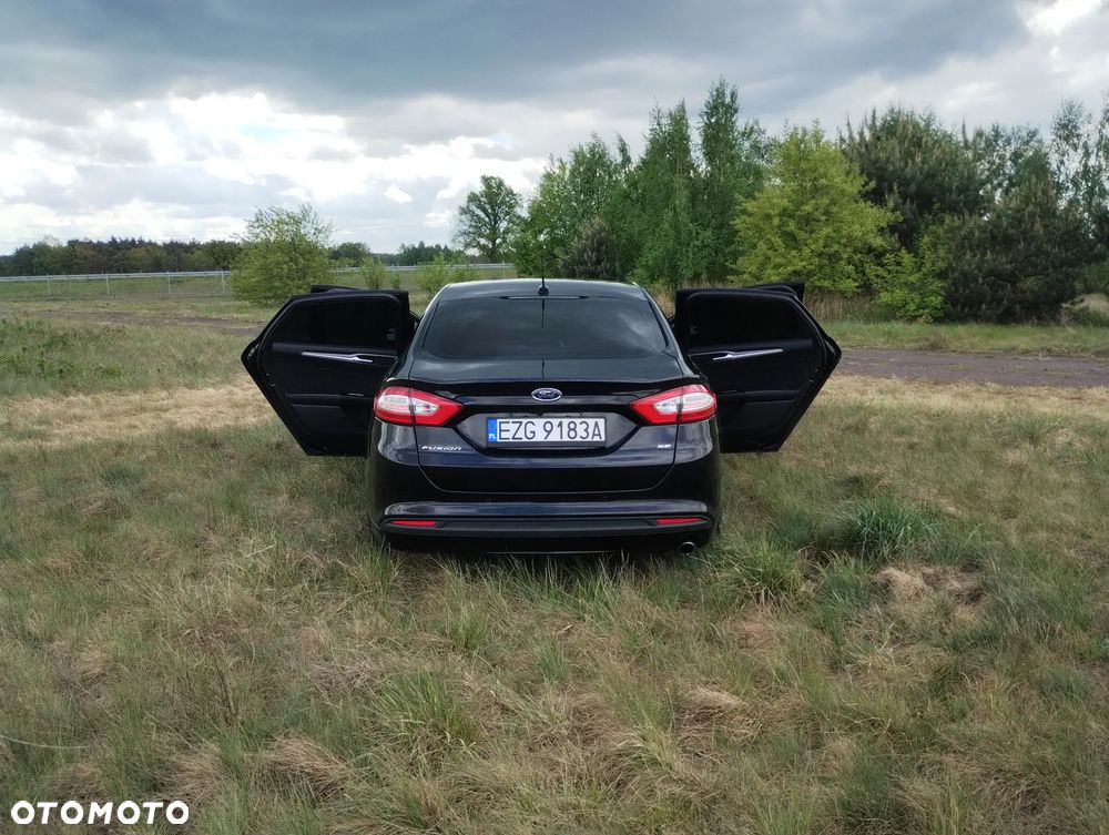 Ford Fusion - 29