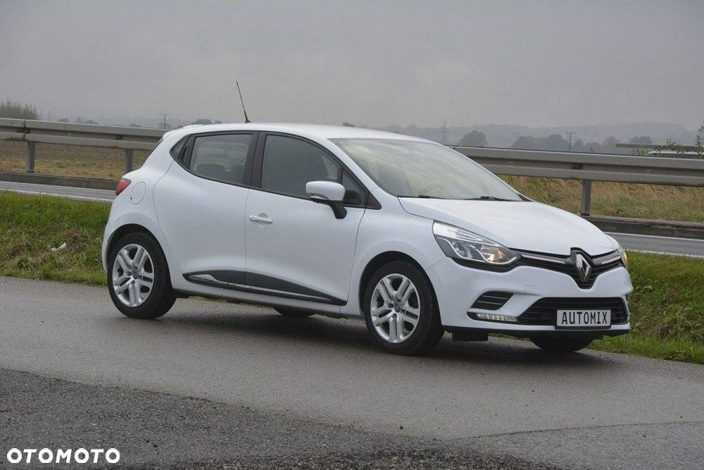 Renault Clio - 12