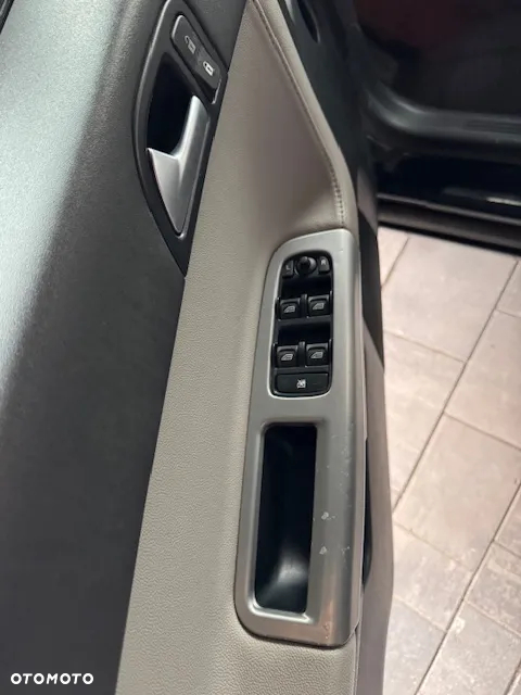 Volvo V50 1.6D DRIVe Start-Stop - 25