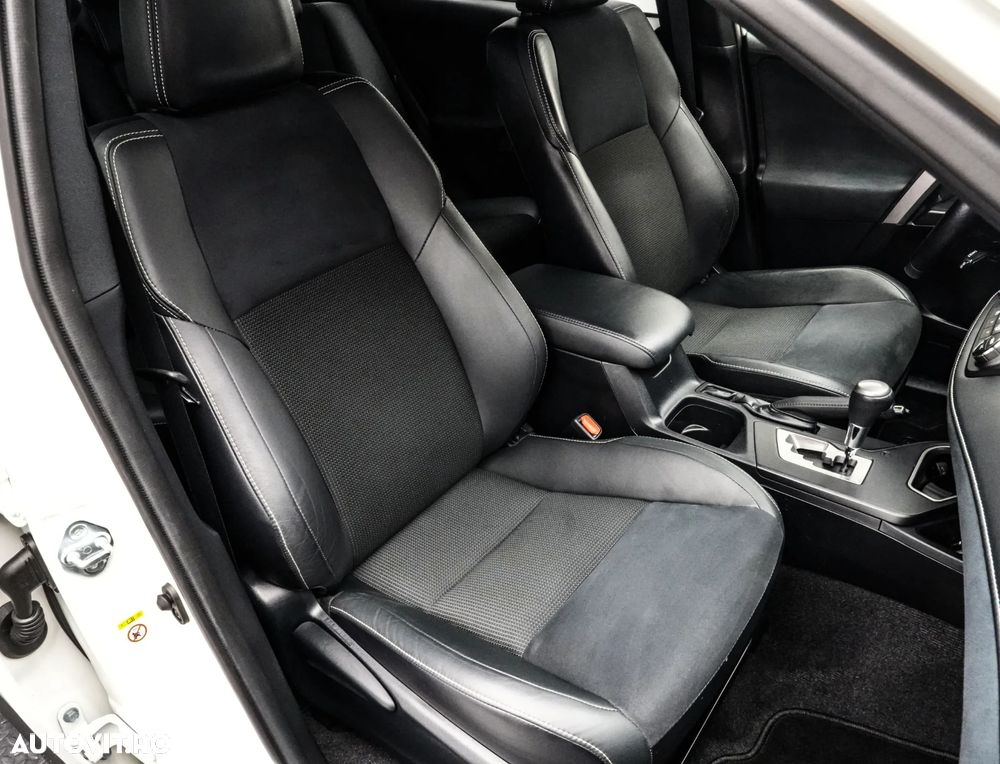 Toyota RAV4 2.5 VVT-i HSD 4x4 Executive - 15