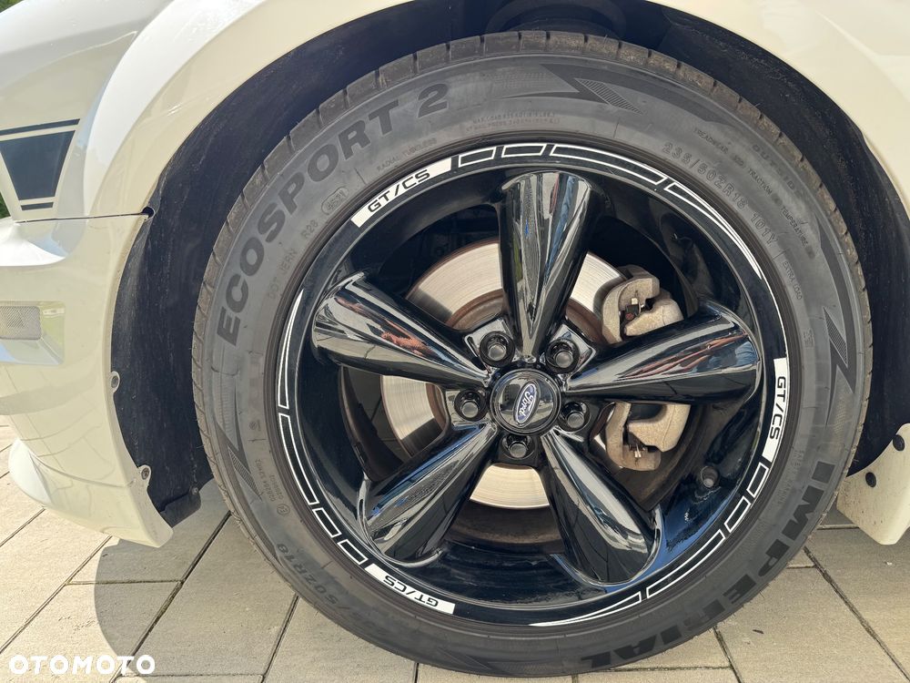 Ford Mustang 4.6 V8 GT - 18