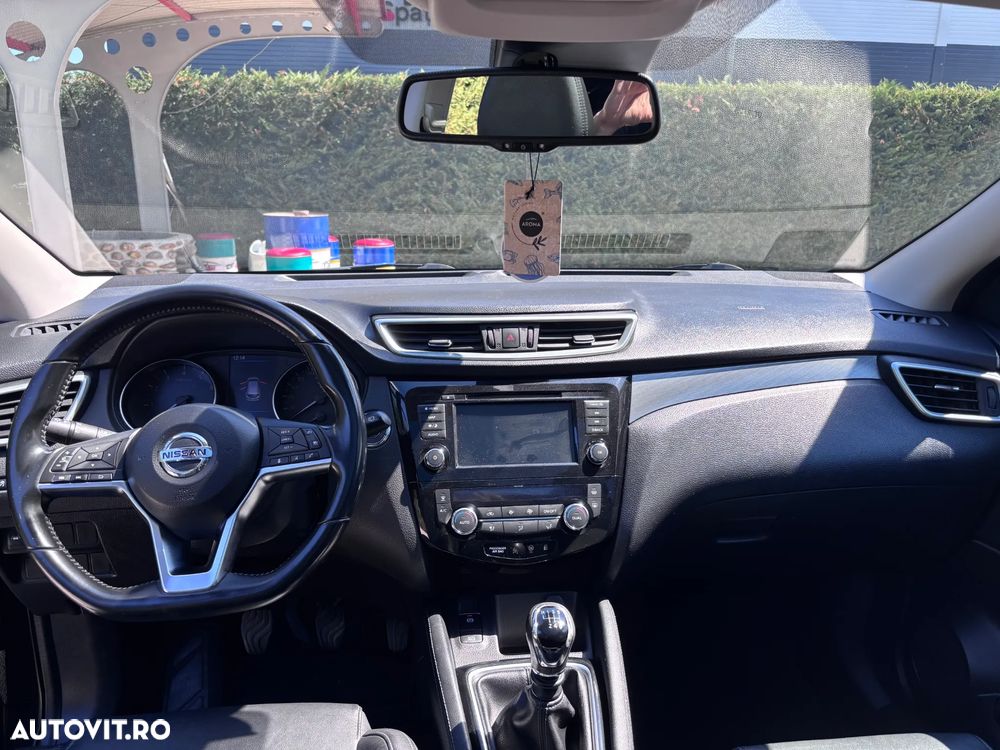 Nissan Qashqai 1.3 DIG-T TEKNA - 12