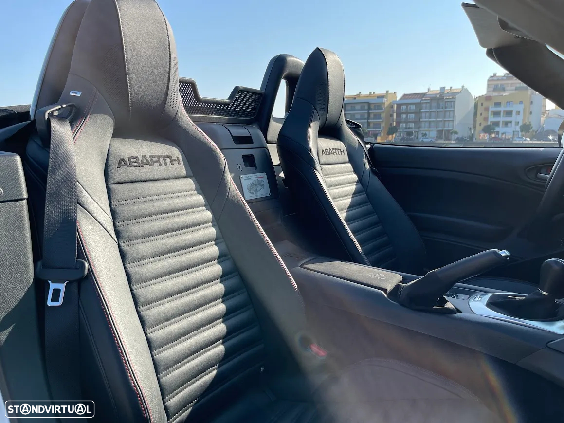 Abarth 124 Spider 1.4 MultiAir Turbo - 22