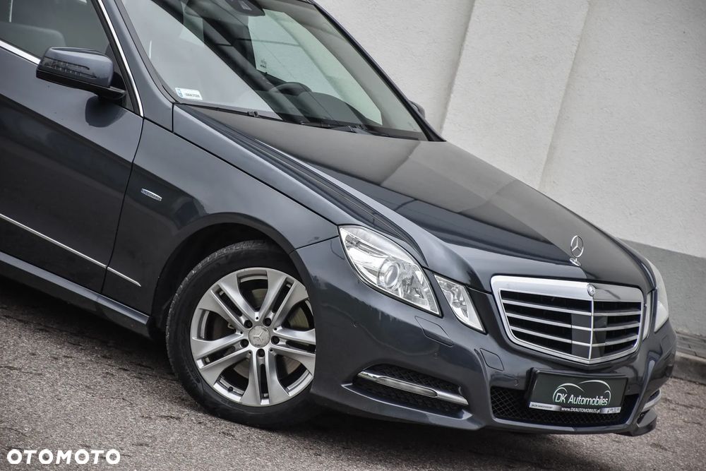 Mercedes-Benz Klasa E 350 CDI DPF 4Matic BlueEFFICIENCY 7G-TRONIC Avantgarde - 14
