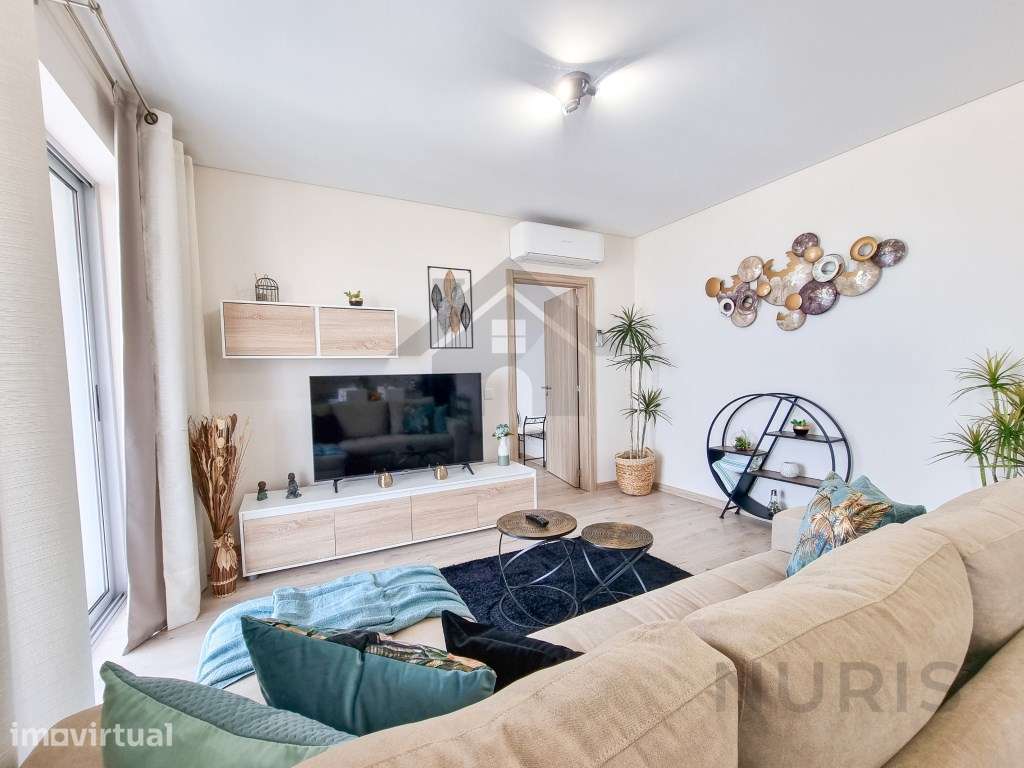 Apartamento T1 para Venda na Praia da Rocha - Grande imagem: 2/43
