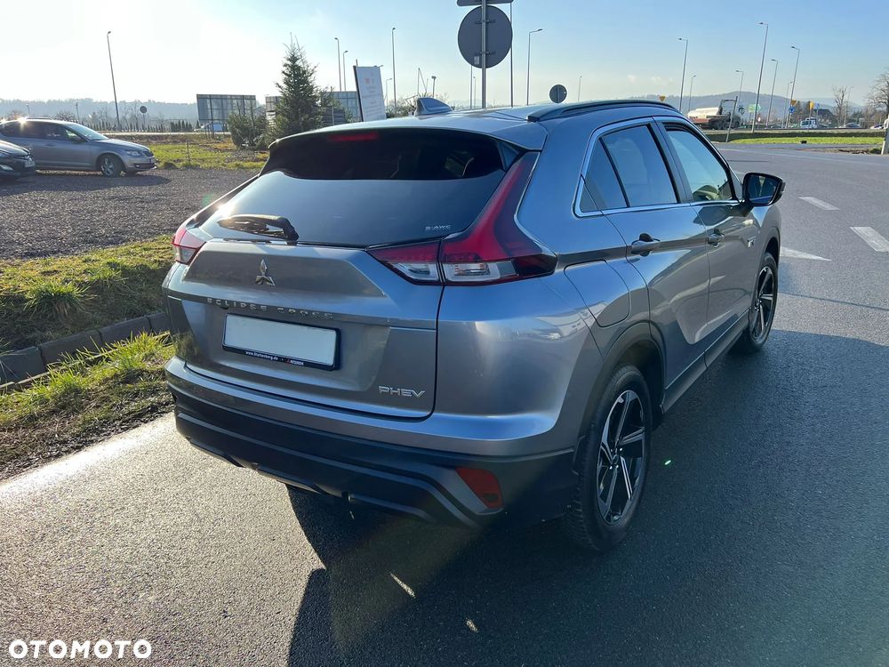 Mitsubishi Eclipse Cross - 4