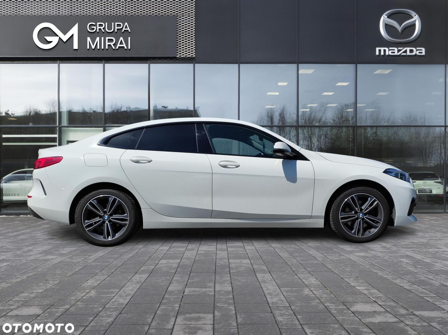 BMW Seria 2 218i - 6