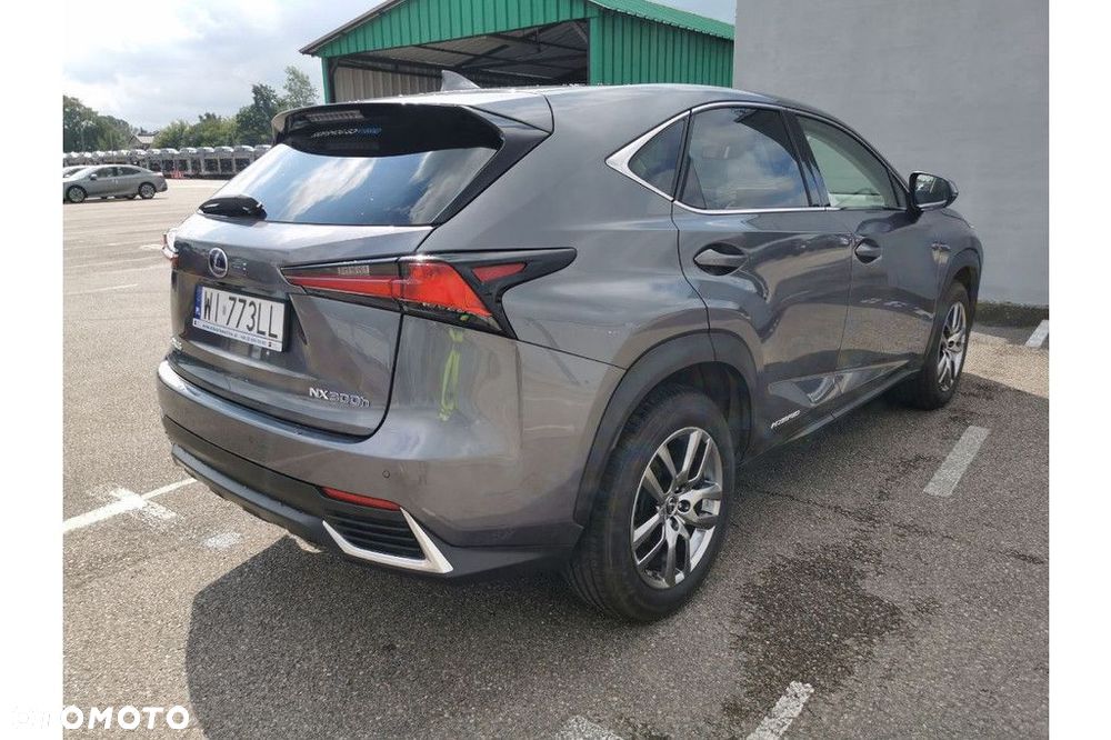 Lexus NX - 3