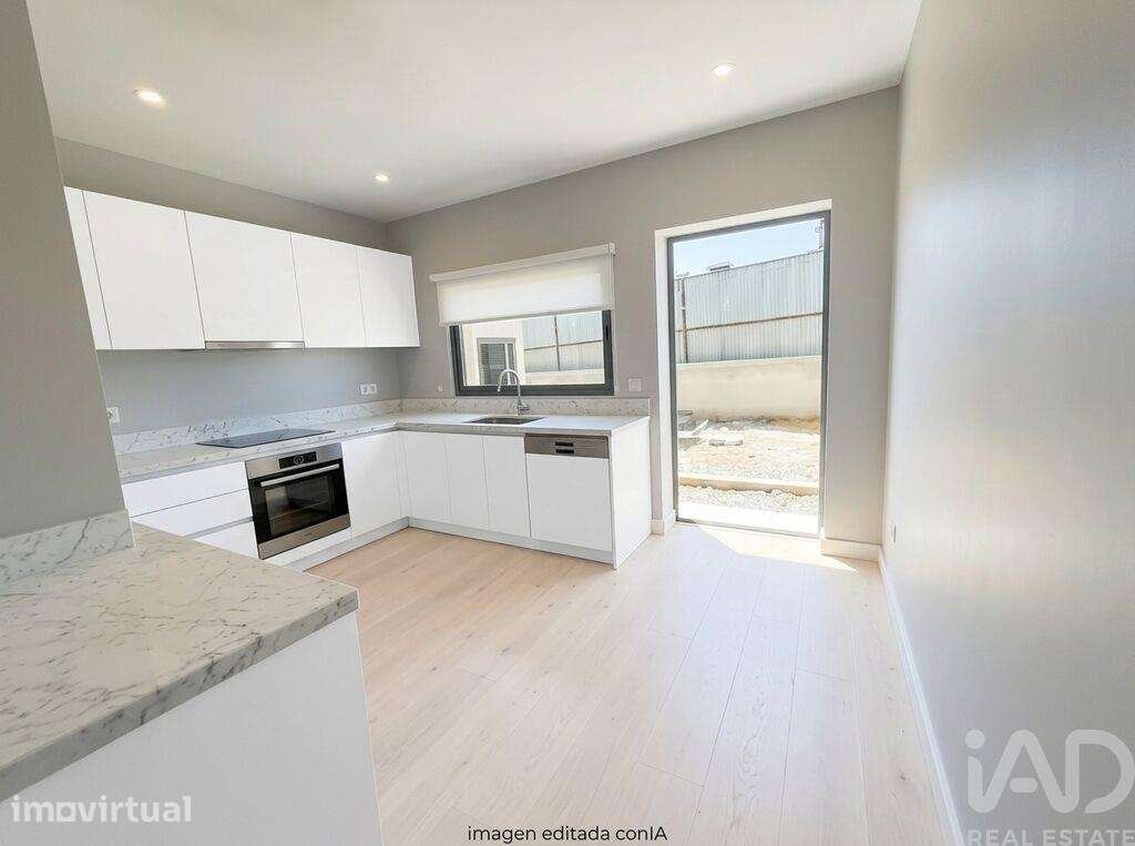 Casa / Villa T3 em Fernão Ferro de 110,00 m2 - Grande imagem: 4/25