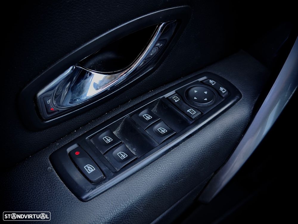 Renault Mégane Sport Tourer - 9