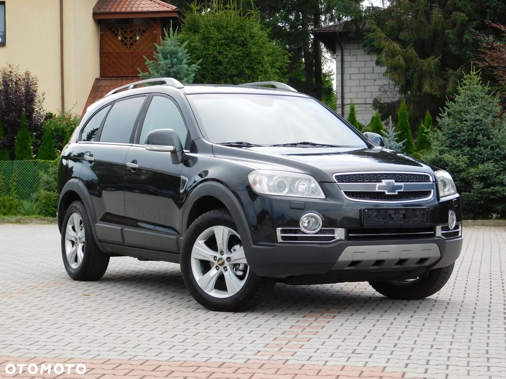 Chevrolet Captiva 2.0 d LT medium - 3
