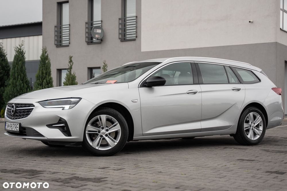 Opel Insignia 2.0 CDTI - 9