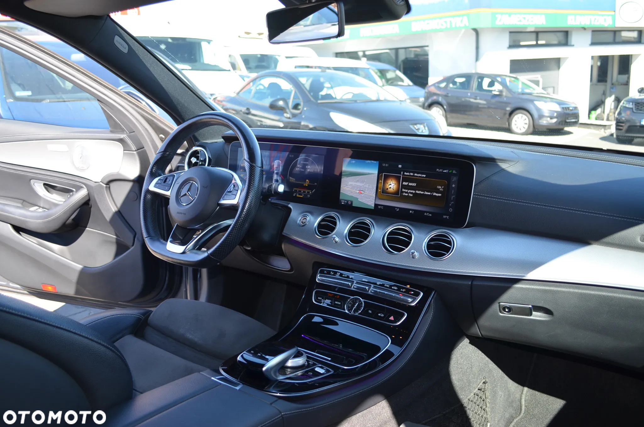 Mercedes-Benz Klasa E - 12