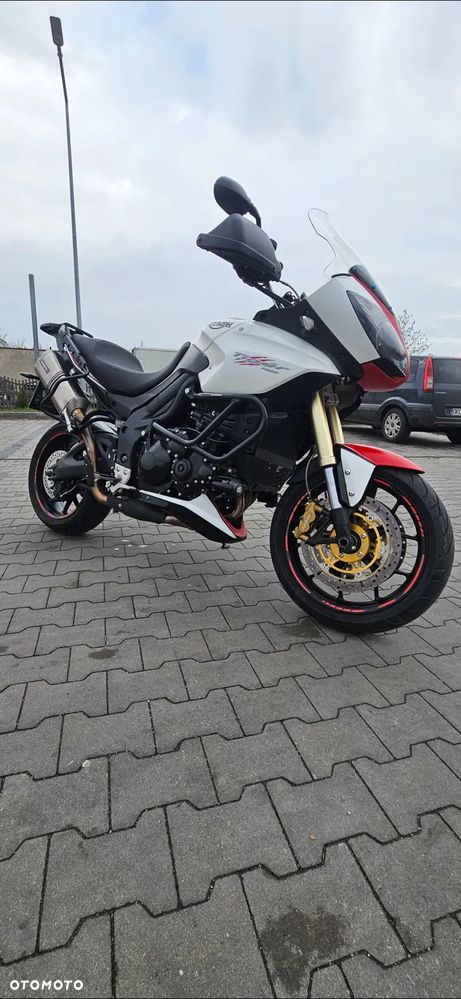 Triumph Tiger - 4
