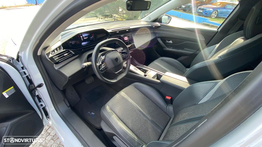 Peugeot 308 SW 1.5 BlueHDi Allure Pack EAT8 - 19