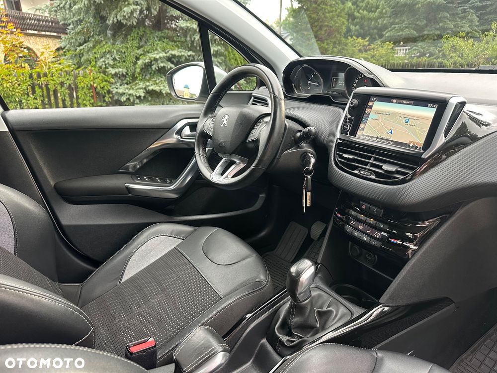 Peugeot 2008 PureTech 110 Stop&Start Allure - 10