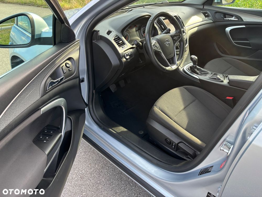 Opel Insignia 1.4 T Cosmo S&S - 18