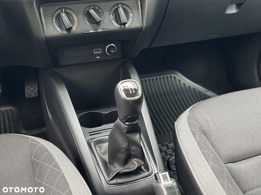 Skoda Fabia - 17