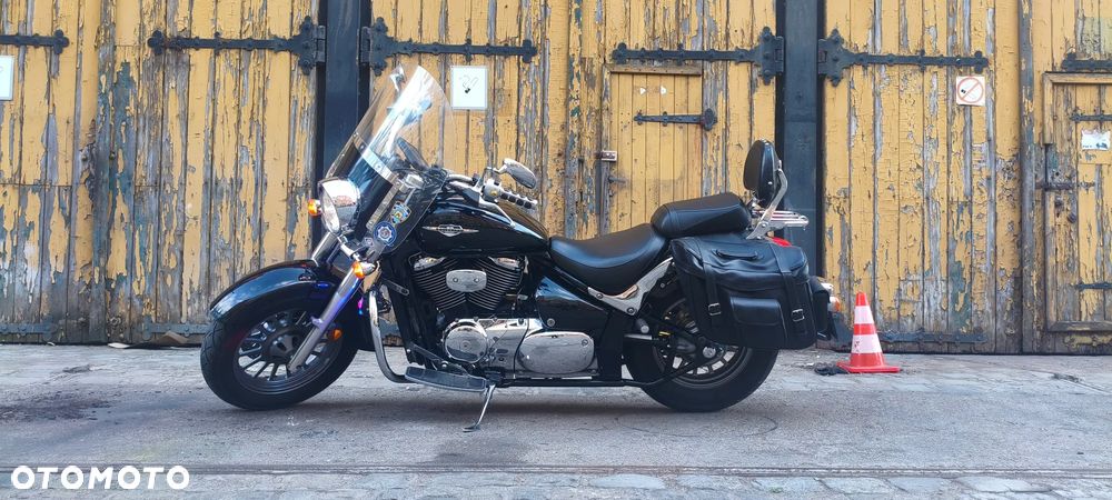 Suzuki Boulevard - 2