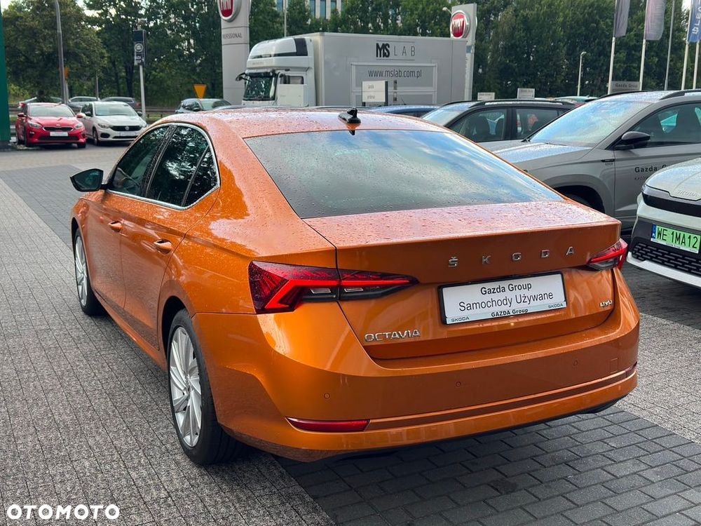 Skoda Octavia 2.0 TSI 4x4 Style DSG - 8