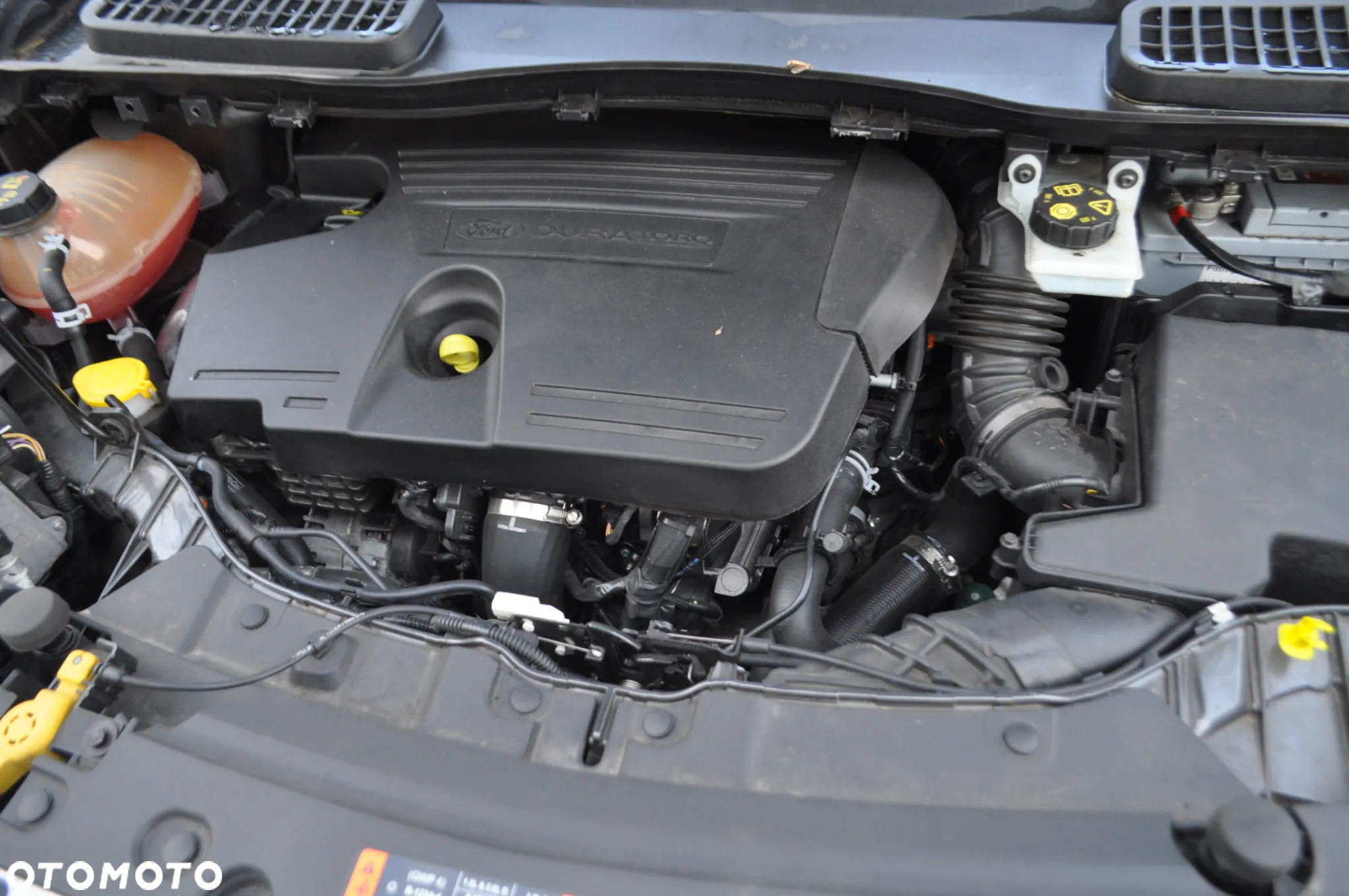 Ford Kuga 2.0 TDCi 2x4 Titanium - 35