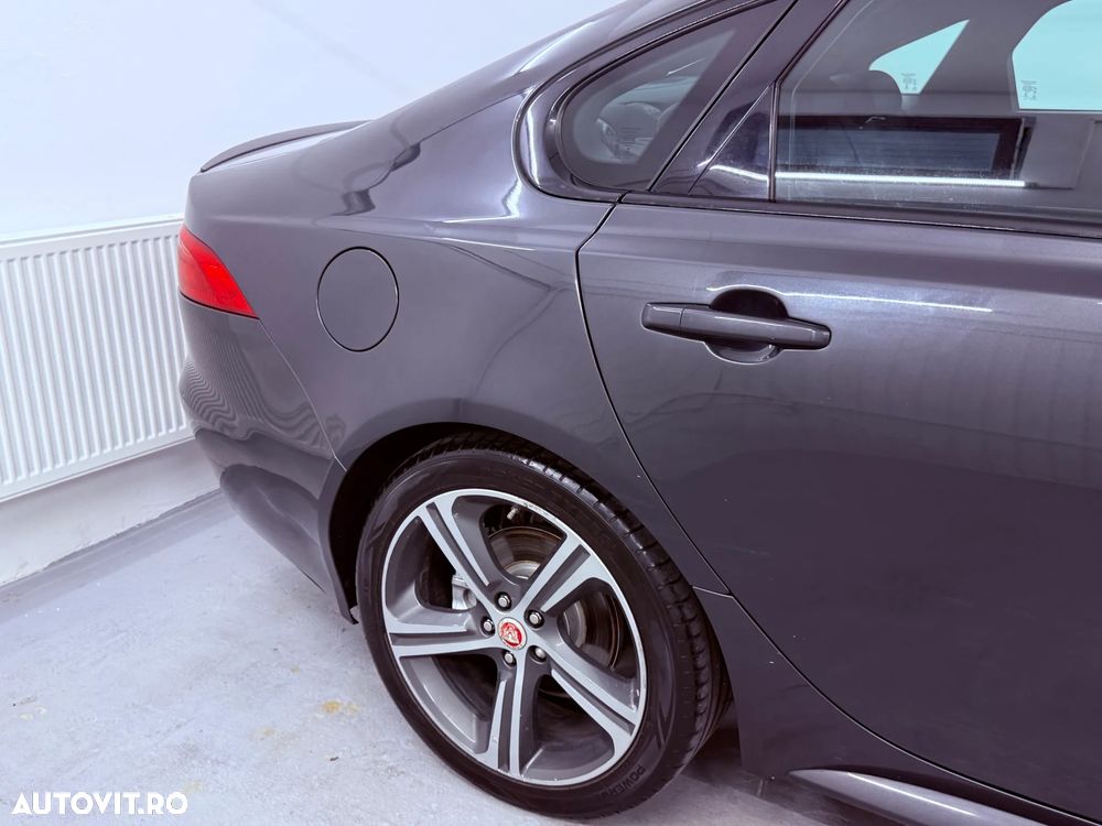 Jaguar XF E-Performance Aut. R-Sport - 34