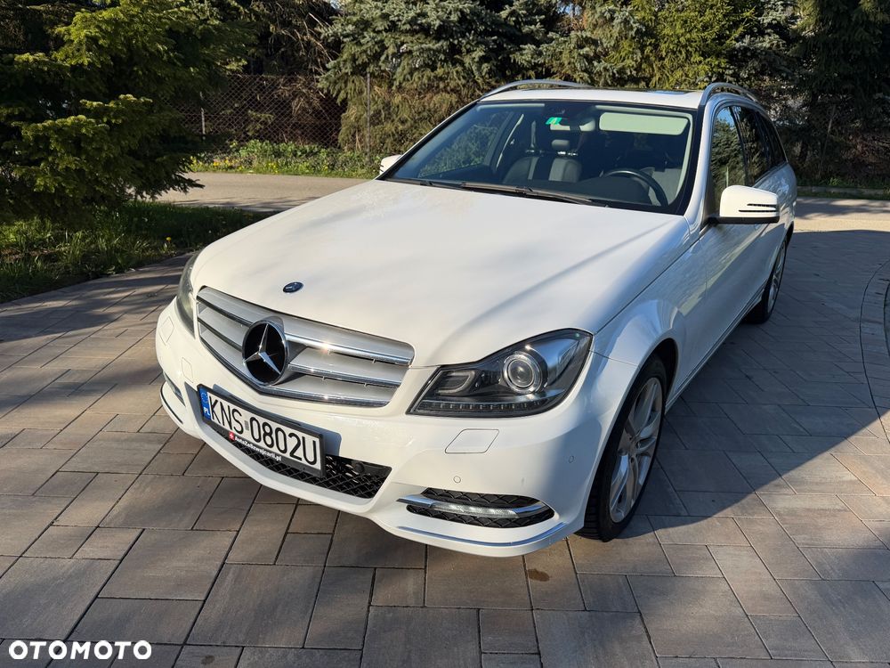 Mercedes-Benz Klasa C 220 CDI 4Matic 7G-TRONIC Avantgarde Edition - 3