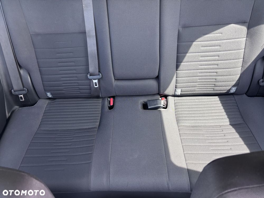 Toyota Auris 1.6 Prestige - 17