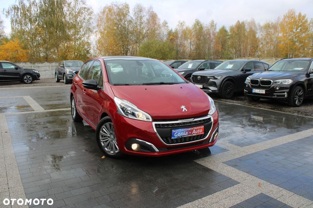 Peugeot 208 - 10