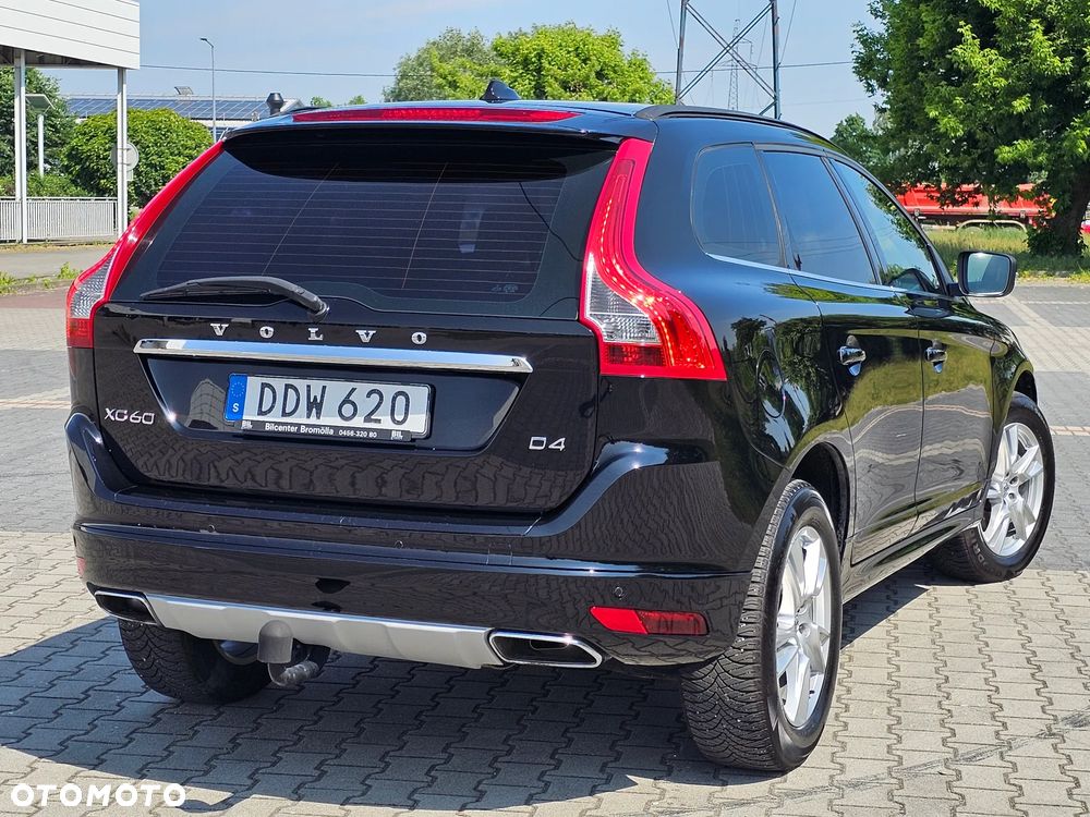 Volvo XC 60 D4 Momentum - 12