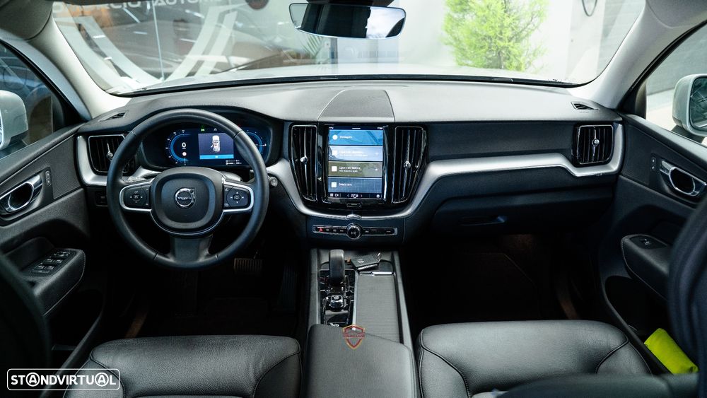 Volvo XC 60 2.0 T6 PHEV Inscription Expression AWD - 24