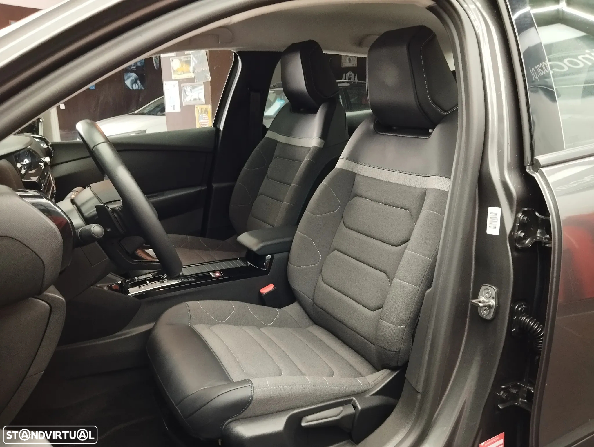 Citroën C4 X 1.2 PureTech Feel Pack EAT8 - 19
