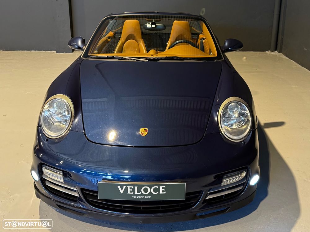 Porsche 911 (997) Turbo Cabriolet PDK - 11